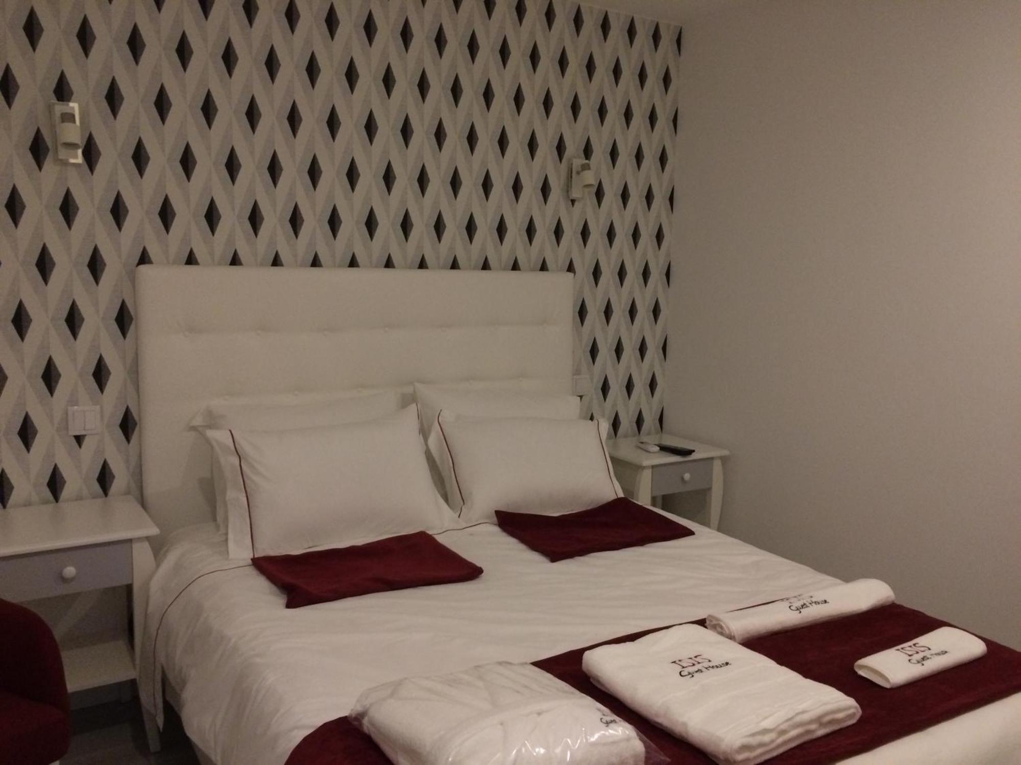 Isis Guest House Braga Eksteriør billede
